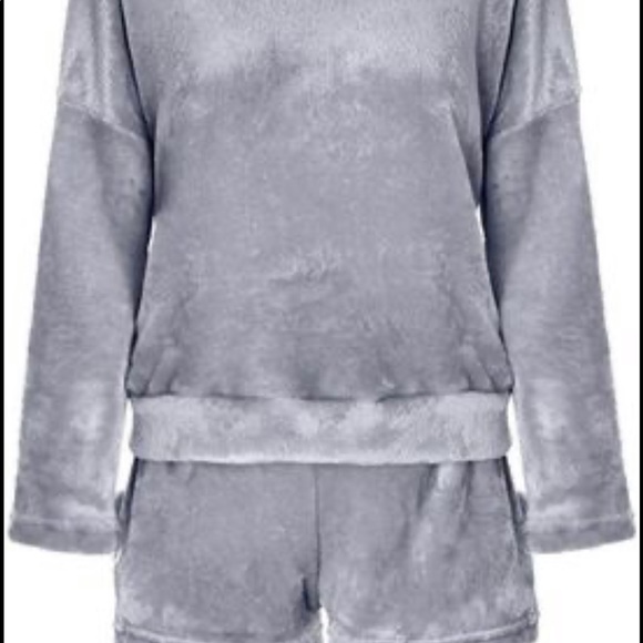 Brand new MEOW plushy comfy cozy lounge set. 🐱 GREY!✨ - Picture 3 of 14